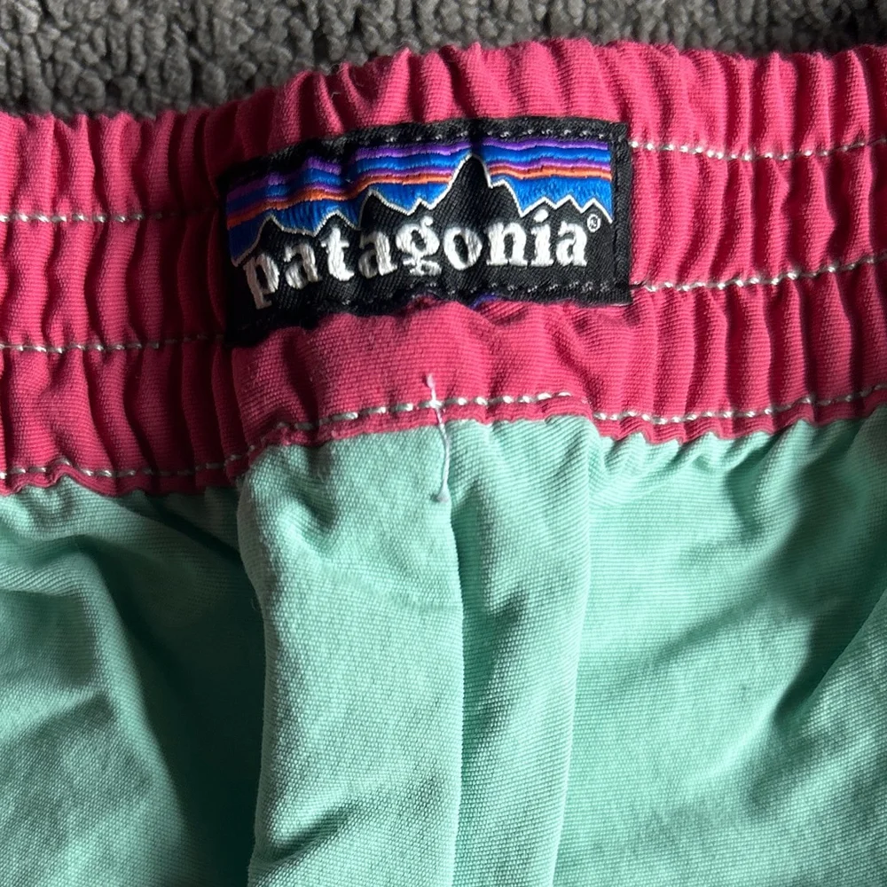 Girls Patagonia and Columbia Shorts 3T/5T - Picture 4 of 16